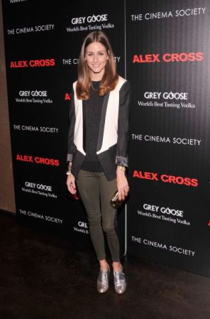 ¡Nunca te equivocaras si emulas el look de Olivia Palermo! Anímate a combinar prendas básicas en colores shocking y apuesta a zapatos bajos para darle un estilo relajado al tu look.