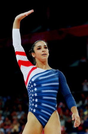 Día 11: La estadounidense Alexandra Raisman conquistó dos medallas de gimnasia: Oro en rutina de piso y bronce en la viga de equilibrio.