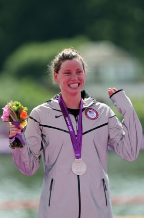 Día 13: Haley Anderson de los Estados Unidos obtuvo la presea de plata en el maratón de nado femenil.