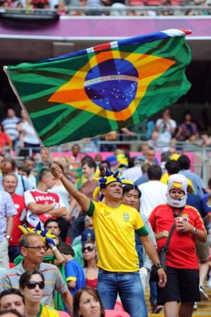 Los aficionados de Brasil no perdían las esperanzas de que su equipo se repusiera.