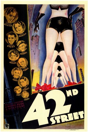13. 42nd Street (1933) - A punto de estrenarse una super producción musical de Broadway se tiene que reemplazar a la estrella principal.