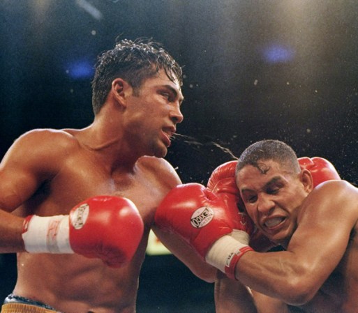 Oscar De La Hoya y Héctor Camacho se enfrentan en Las Vegas.