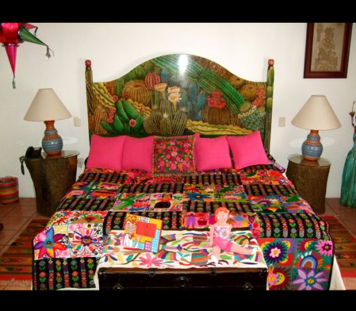 Este hotel solo cuenta con 6 habitaciones y cada una está decorada con singulares artesanías mexicanas.