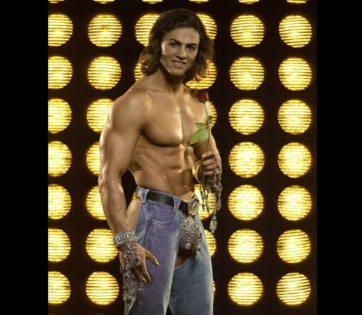 Zumanity ofrece fantasías y cuerpos para todos los gustos.