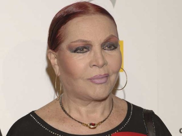 Sara Montiel, ya mayor.