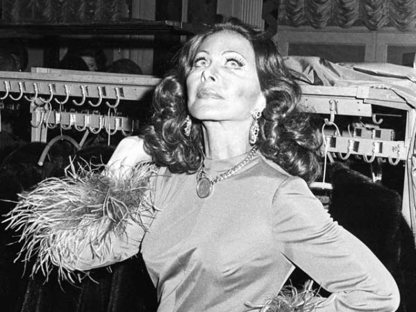 Hedy Lamarr, ya mayor.