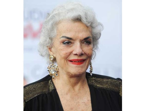 Jane Russell, ya mayor.