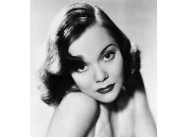 Jane Wyman, muy conocida por ser la primera esposa del presidente Ronald Reagan, de joven.
