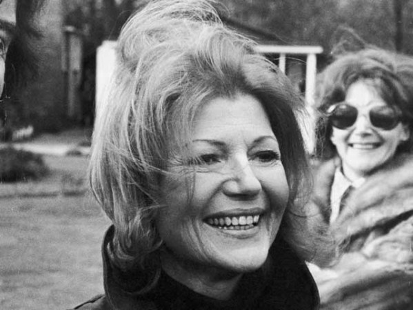 Rita Hayworth, ya mayor.