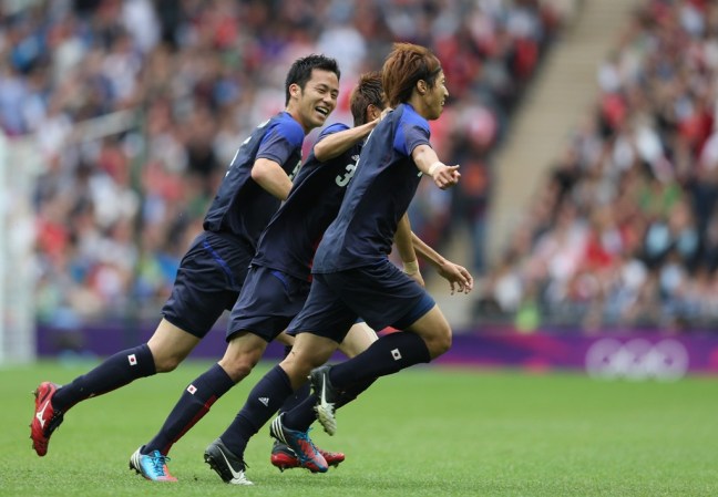Siguen celebrando los japoneses.
