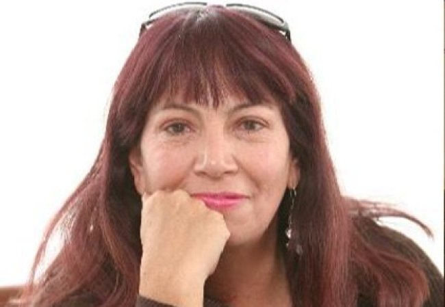 Maria Jimena Duzán, periodista que trabajó con Guillermo Cano en "El Espectador". Actualmente escribe para la revista "Semana". Tiene semejanzas con "Nicky", la periodista de "El Patrón del Mal".