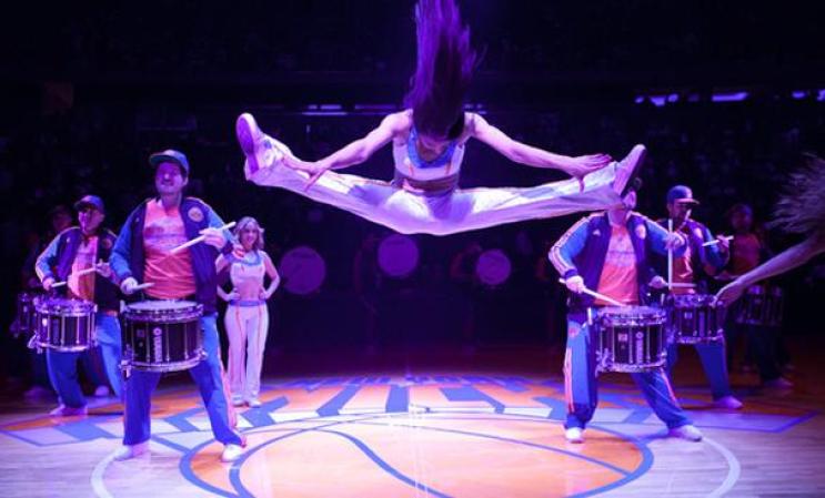Las bailarinas oficiales de los Knicks de Nueva York “Knicks City Dancers” celebraron en la temporada 2011-2012, su aniversario número 20, como el epicentro de entretenimiento del equipo.