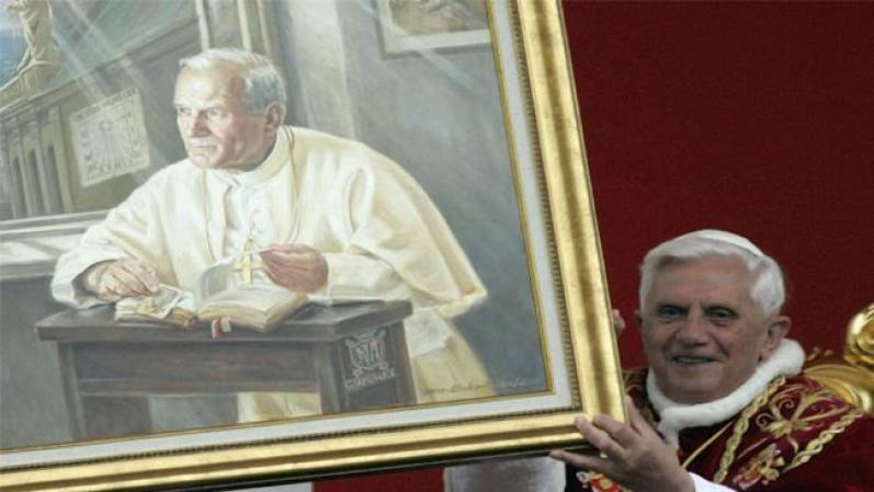 Llegó a ser uno de sus líderes más criticados por la gran tarea de seguir los pasos de JuanPablo II, el Papa más querido de la historia.