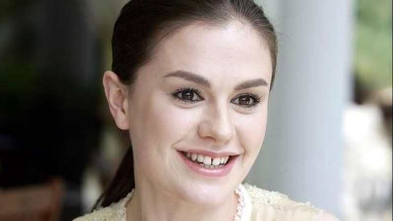 Una campaña por los derechos de los homosexuales incluye una declaración de bisexualidad de Anna Paquin.