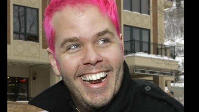 Perez Hilton, su verdadero nombre es Mario Armando Lavandeira, Jr., bloguero de artistas. Sus padres son cubanos y es amiguísimo de Lady Gaga.
