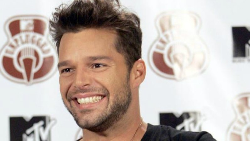 Ricky Martin admitió orgulloso su homosexualidad en una carta abierta que publicó en su página web.
