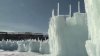 Así construyen los castillos de hielo en Colorado