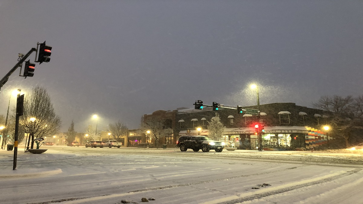 Denver amaneció con nieve, frío y poca visibilidad