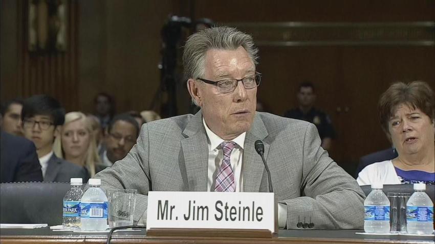 STEINLE ON CAPITOL HILL - 18253128