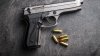 Policía: hallan un arma y municiones en la mochila de un estudiante en escuela de Colorado Springs