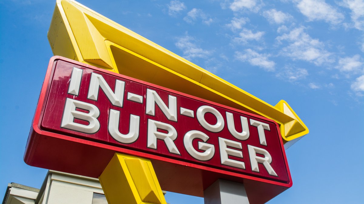 In-N-Out Burger Chain Bans Masks for Employees in Five States Despite Pushback from Health Officials