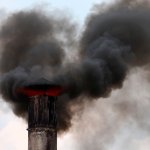Chimenea de un horno crematorio