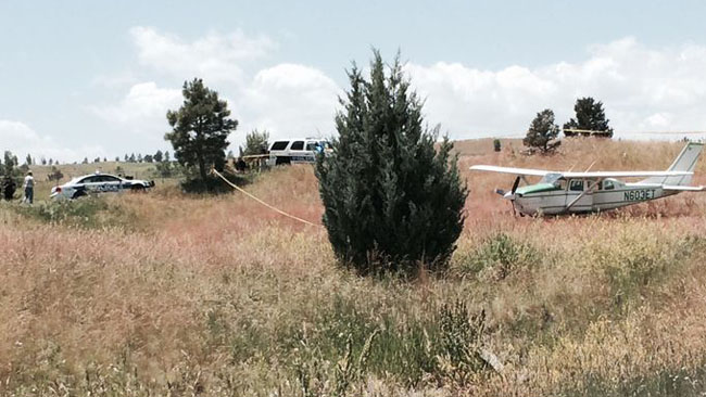 tlmd_avioneta_aterriza_campo_golf