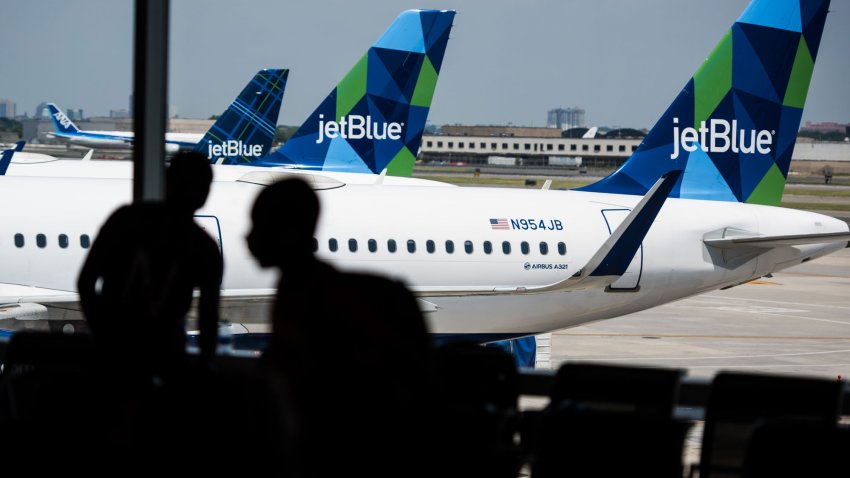 Menos vuelos: JetBlue cancelará 14 rutas más en los próximos meses