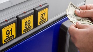Plan para controlar el aumento de precio de gasolina ¿En qué consiste?