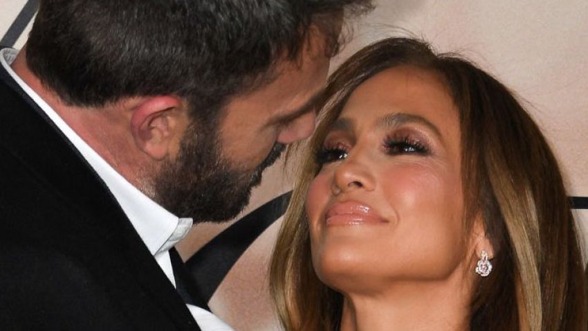 TOPSHOT – US actress Jennifer Lopez and actor Ben Affleck arrive for a special screening of “Marry Me” at the Directors Guild of America (DGA) in Los Angeles, February 8, 2022. (Photo by VALERIE MACON / AFP) (Photo by VALERIE MACON/AFP via Getty Images)