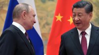 Orden de arresto contra Vladimir Putin ensombrece la visita del presidente chino Xi Jinping a Rusia