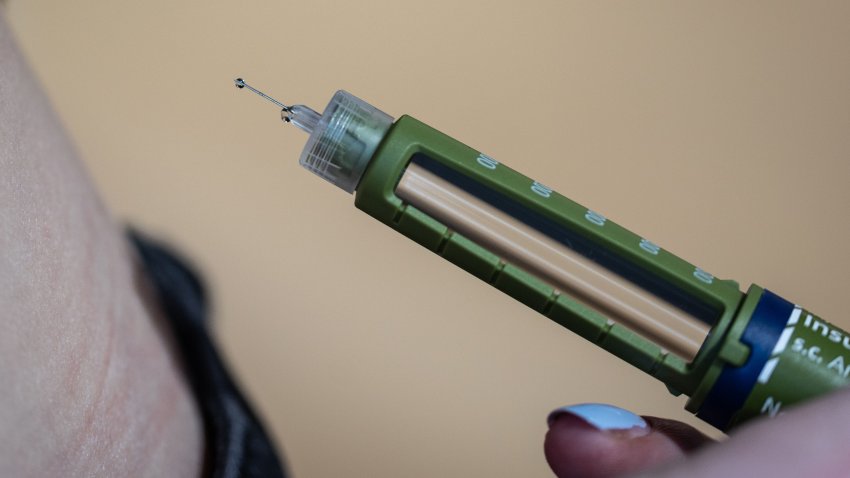 ILLUSTRATION – 13 February 2024, Berlin: A drop of insulin hangs from the needle tip of an insulin pen. Photo: Hannes P. Albert/dpa (Photo by Hannes P Albert/picture alliance via Getty Images)