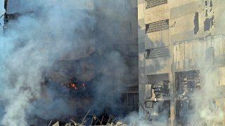 Cuatro muertos en un ataque de Israel en un edificio residencial en el Líbano