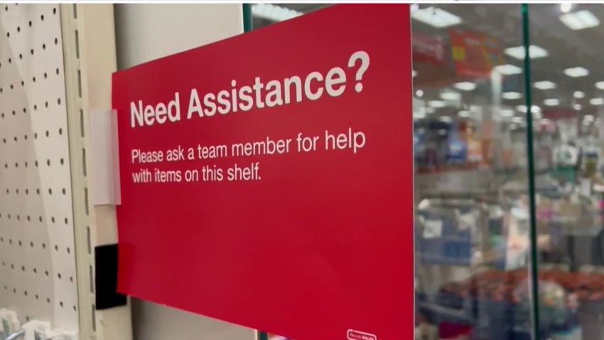 Walmart prueba sistema para facilitar acceso a productos en vitrinas antirrobo