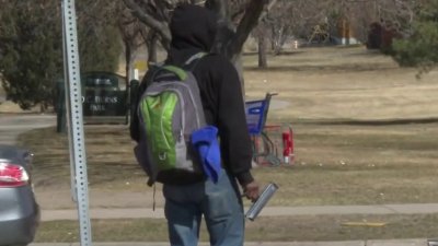 Trabajadores de limpia parabrisas podrán enfrentar multas en Colorado