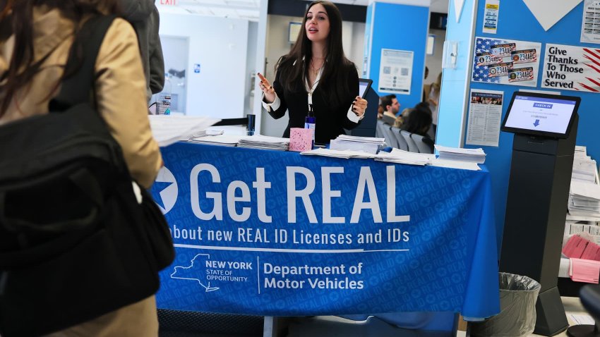 ¿Necesitan los inmigrantes tener un Real ID? Un abogado explica