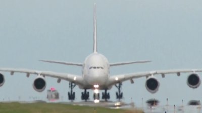 Acceso Total: Llega el avión de pasajeros mas grande del mundo desde Alemania a Denver