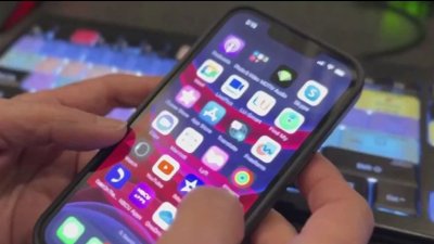 Advertencias sobre uso de chatbots de inteligencia artificial entre menores