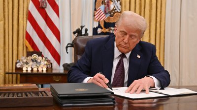 Orden de Trump para bajar precios de medicamentos con receta podría enfrentar oposición