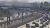 Combaten incendio forestal en Aurora