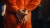 Jueza de California anula su sentencia de 378 años: su hija adoptiva habría inventado las alegaciones